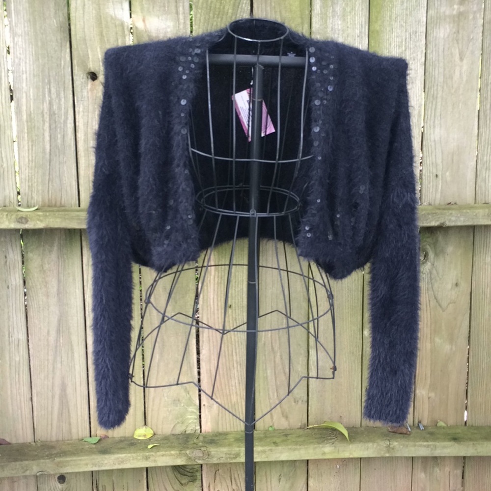 Knotted & knitted cropped jacket